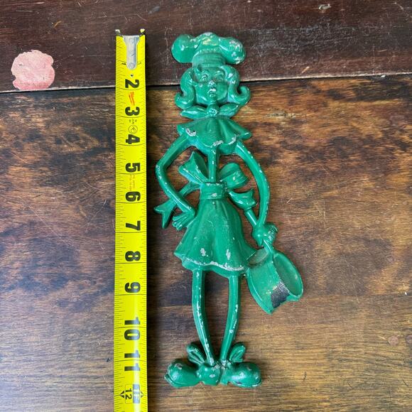 Set of 3 Vintage 1971 Sexton USA Cast Iron Cleaning Ladies Green Chippy Paint - Picture 8 of 13